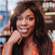 Expert English tutor dedicated to your learning success.